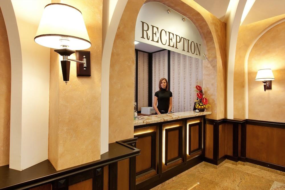 فندق صوفيافي  فندق بست ويسترن بلوس بريستول المظهر الخارجي الصورة